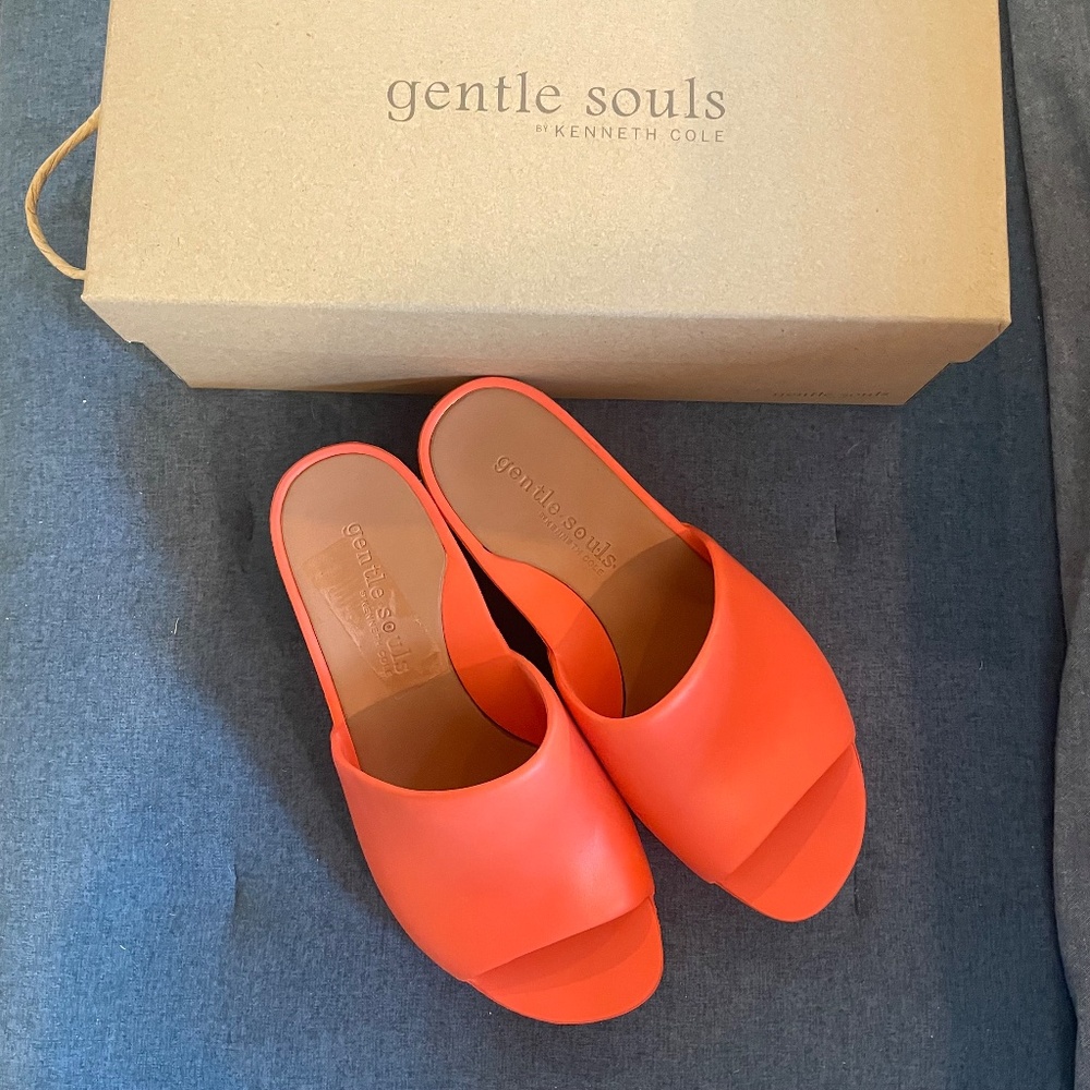 NEW!  Gentle Souls By Kenneth Cole Women’s  Gisele Wedge Slide Sandal Slip…